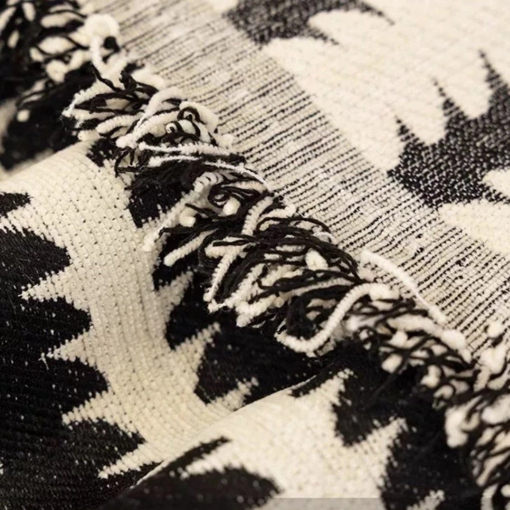Decorative Tufted Sofa Throw with Cosy Texture