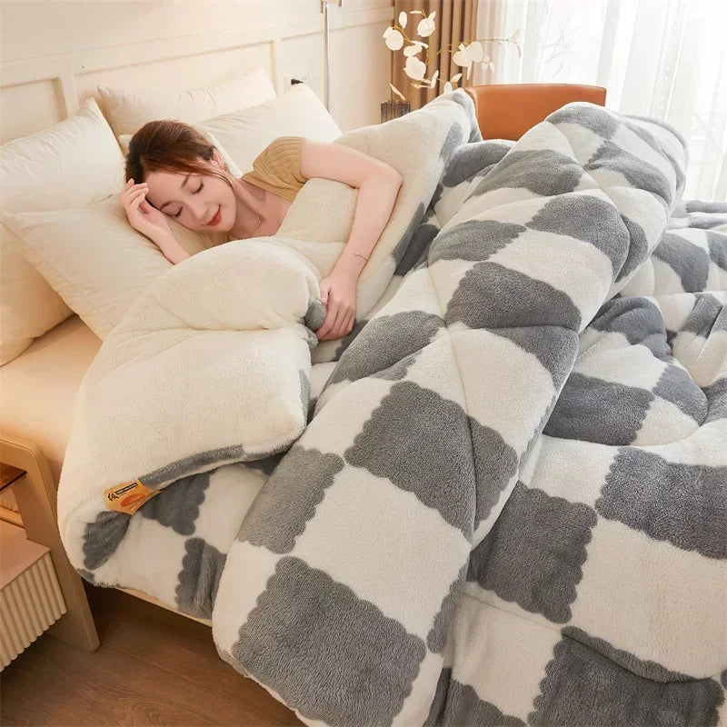 Cozy Quilts Weighted Blanket with Plaid Design