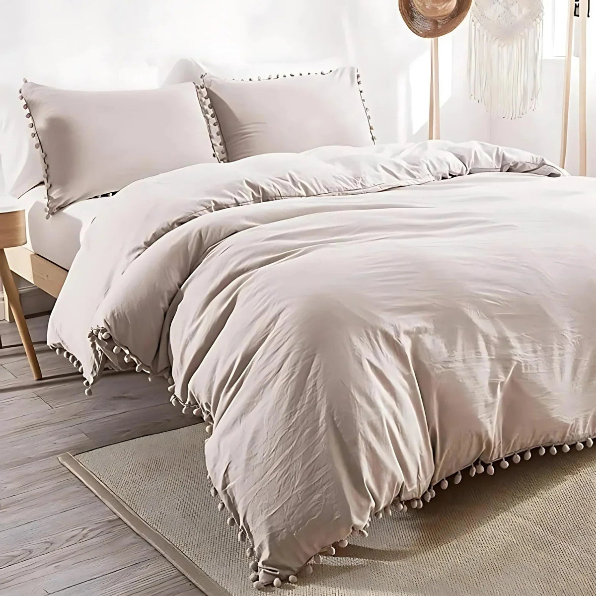 Decorative Quilt Cover Set Anna Pompom Style