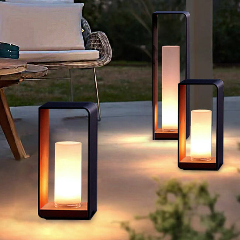 Modern Outdoor Pathway & Garden Light