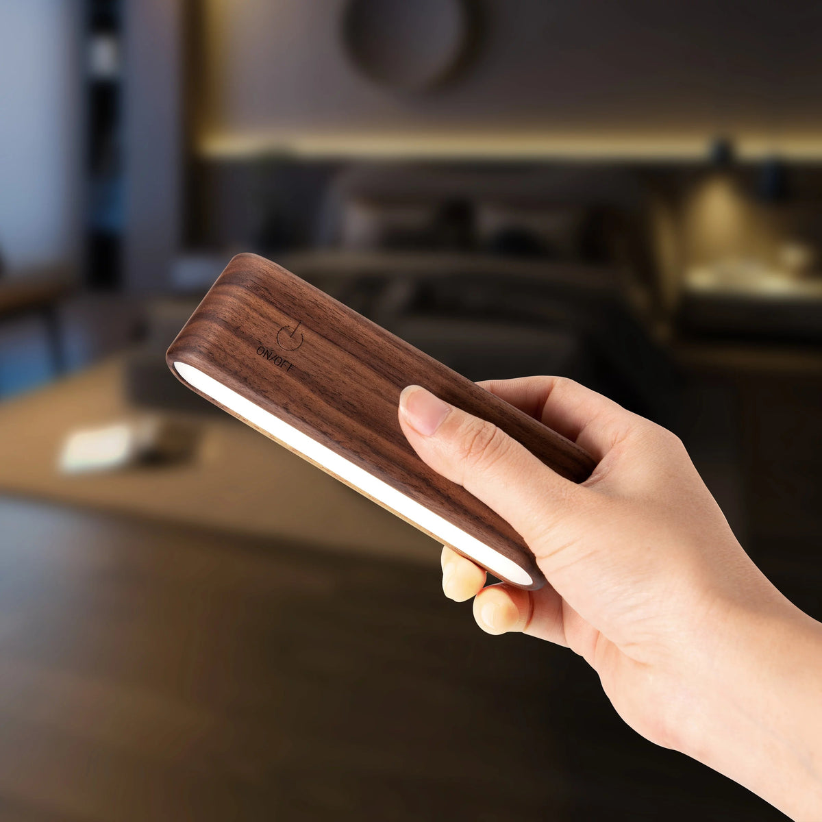 Solid Walnut/Elm Magnetic Wall Lamp with 360° Rotation & Rechargeable Battery