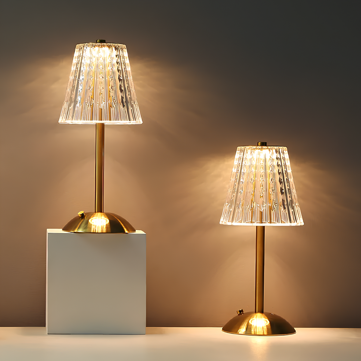 Contemporary Decorative Piece for Living Room & Office Spaces