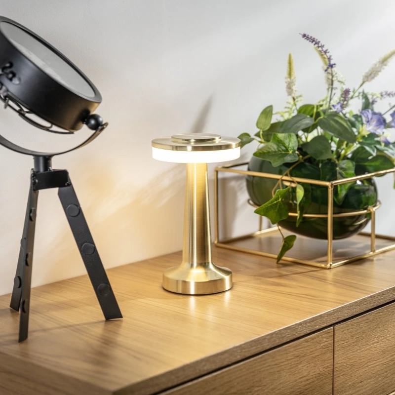 Portable Dimmable Table Lamp Elegant Retro Design