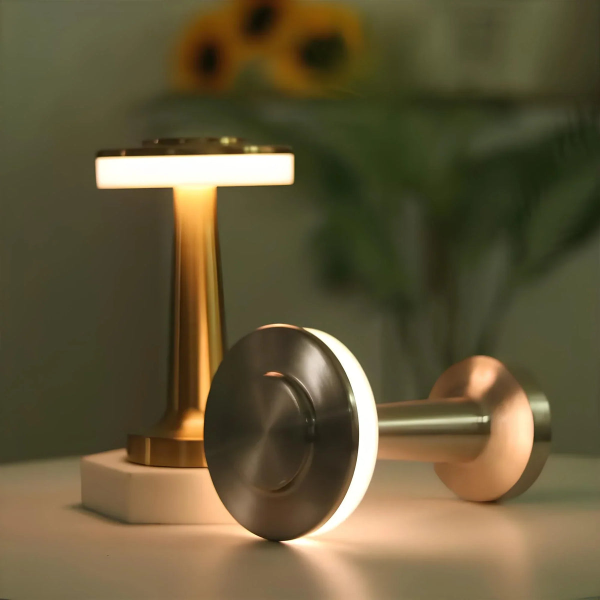 Portable Dimmable Table Lamp Elegant Retro Design