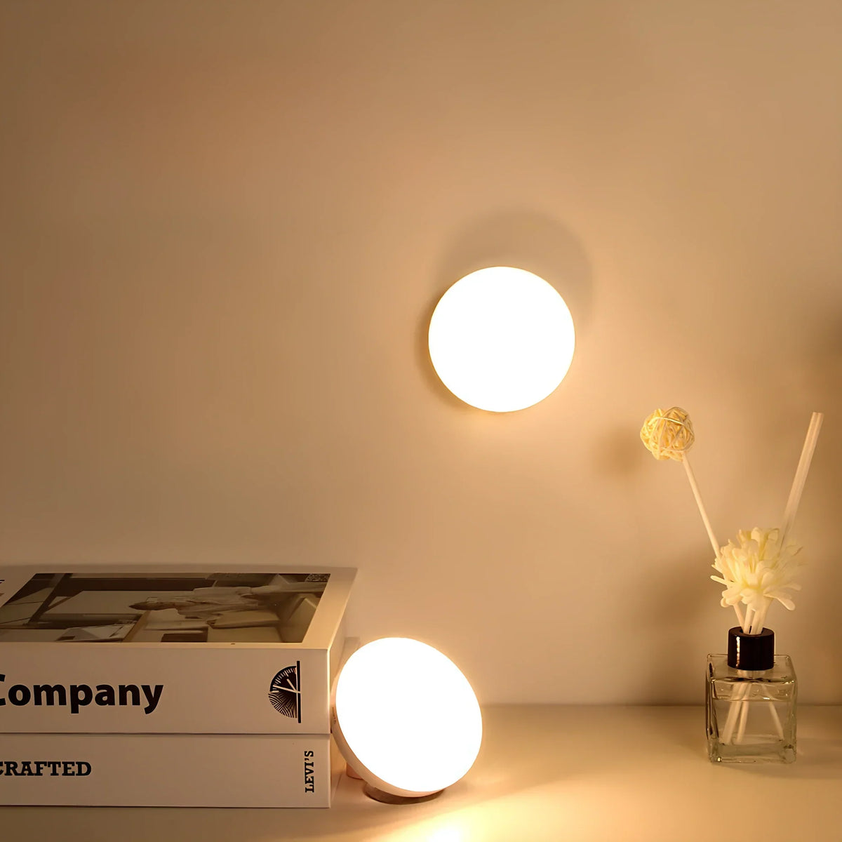 Automatic Motion Detection Light Compact Indoor Illumination
