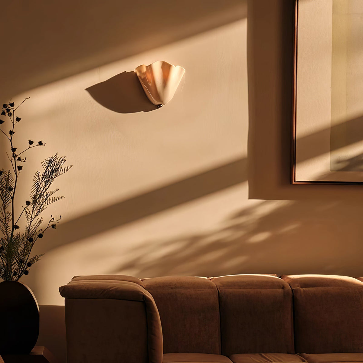 Artistic Wall Lights for Modern & Classic Interiors