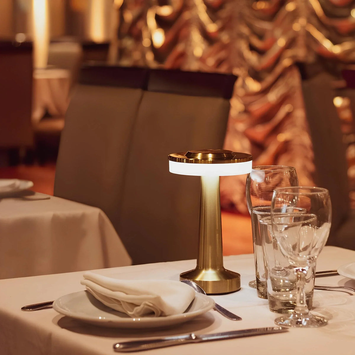 Portable Dimmable Table Lamp Elegant Retro Design