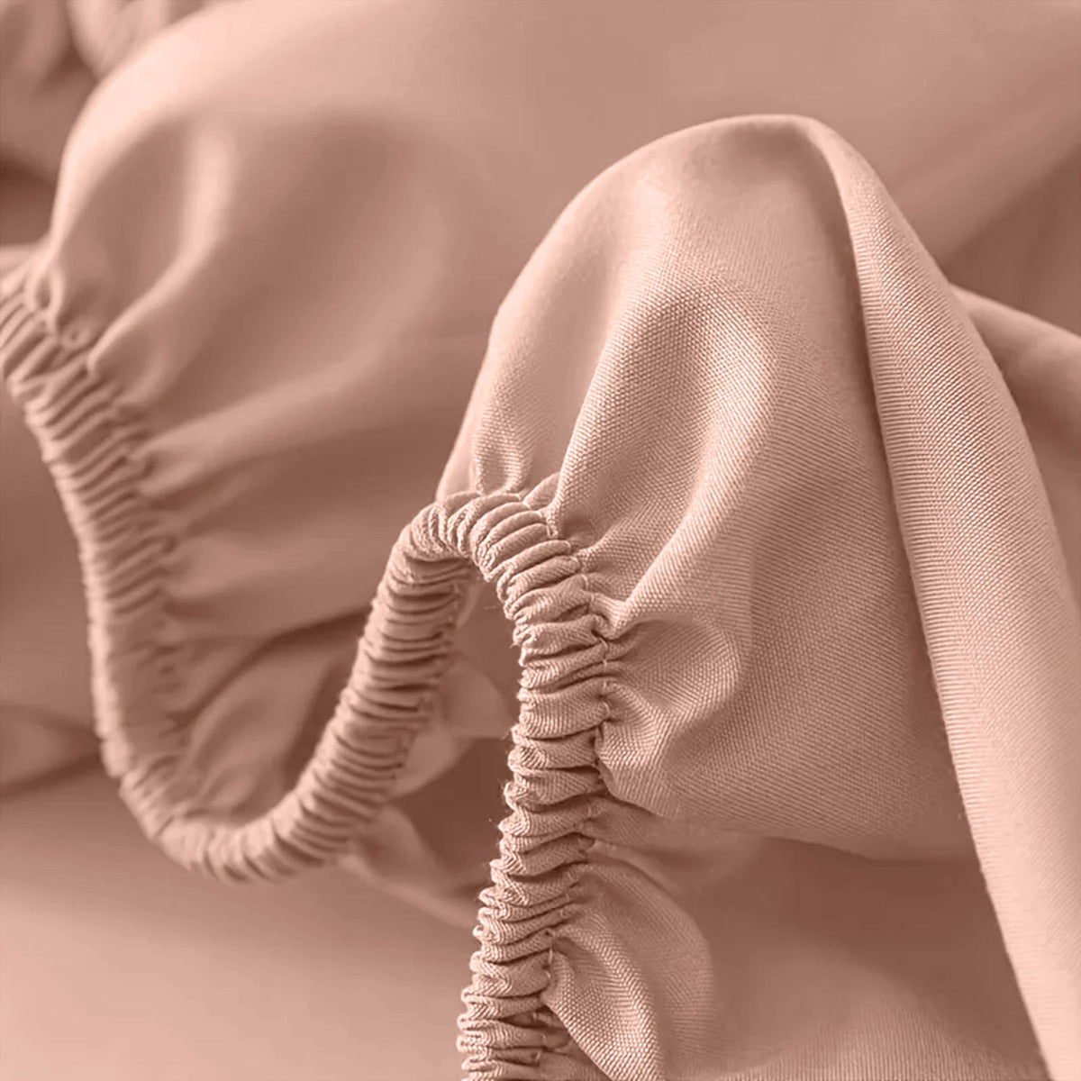 Extra Deep Fitted Bed Sheet – Wrinkle-Resistant All Season Bedding