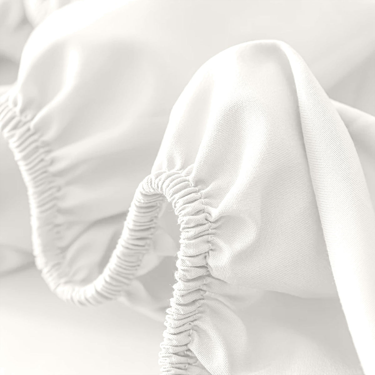 Extra Deep Fitted Bed Sheet – Wrinkle-Resistant All Season Bedding