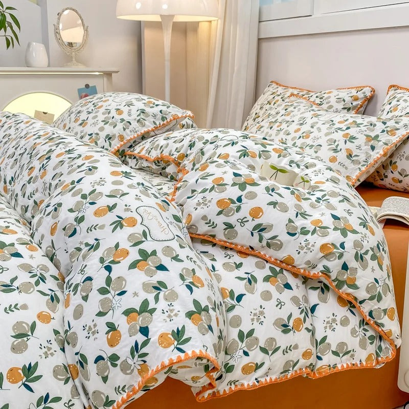 Floral Print Bedding Set Blossom and Berry Pattern