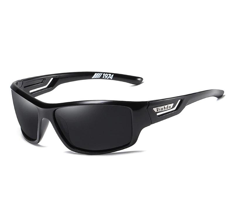 Fashionable Polarized Sunglasses UV400 Eye Protection for Outdoor Activities