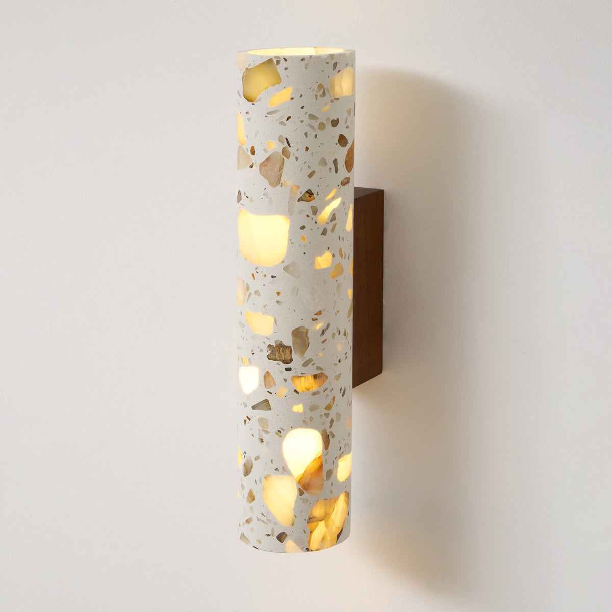 Minimalist Wall Lights with Artistic Detailing