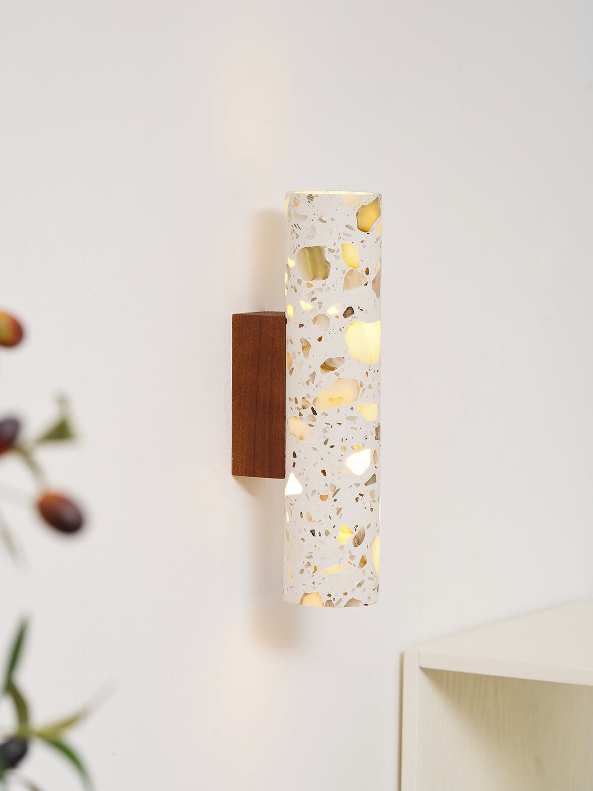 Minimalist Wall Lights with Artistic Detailing