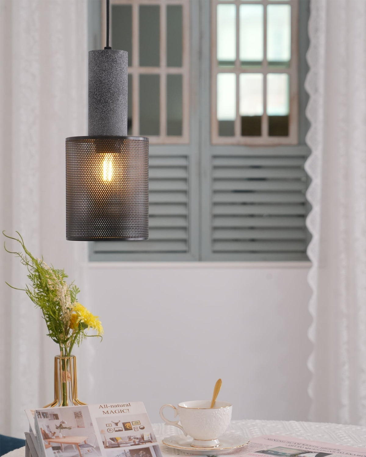 Minimalist Industrial Cylindrical Design Pendant Light