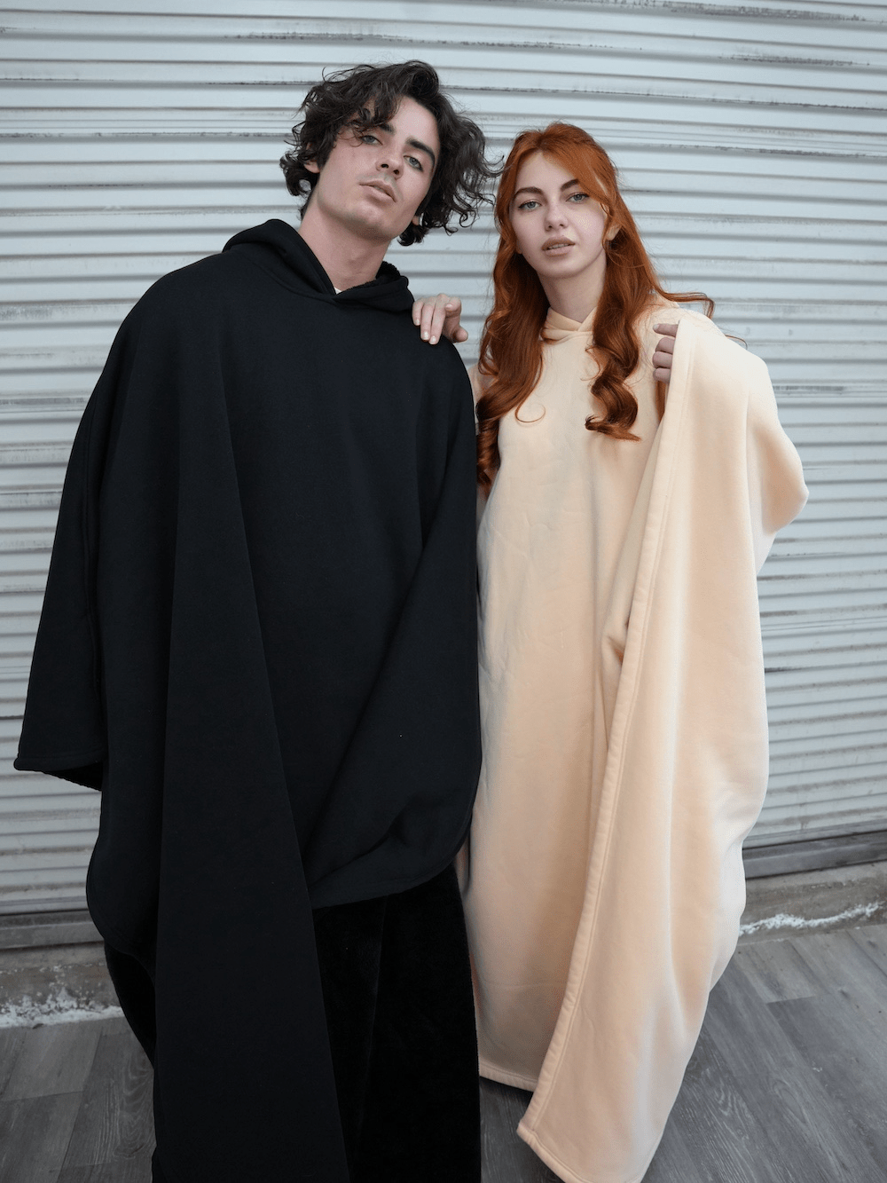 Weighted Cloak Hoodie – Sensory-Friendly Cotton Hoodie with Faux Fur Lining, Cozy Oversized Comfort