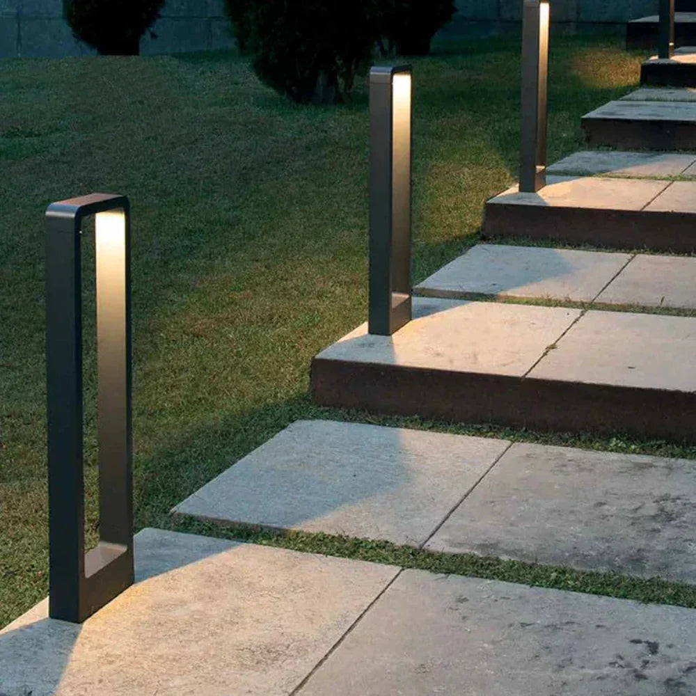 Garden Motion Sensor Light Weather-Resistant Wireless Outdoor Light