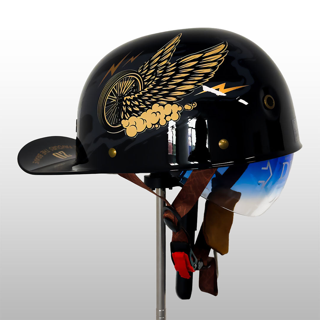 Vintage Style Motorcycle Helmet with Integrated Sun Visor