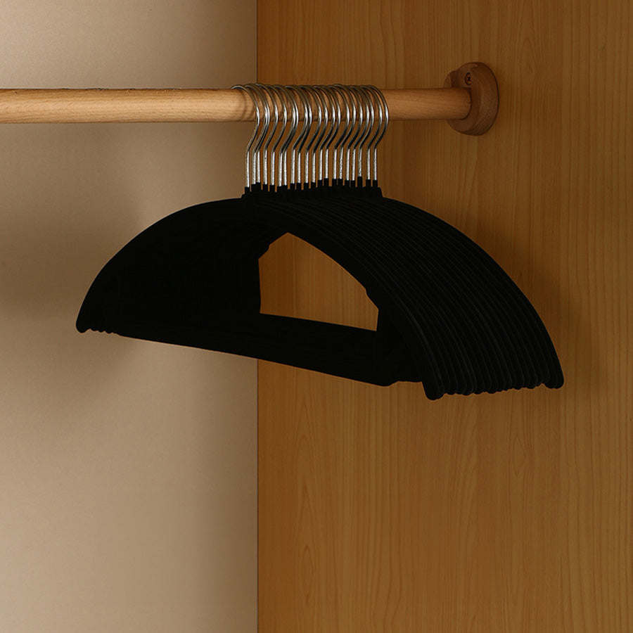 Slim Non Slip Clothes Hangers Space Efficient Closet Storage