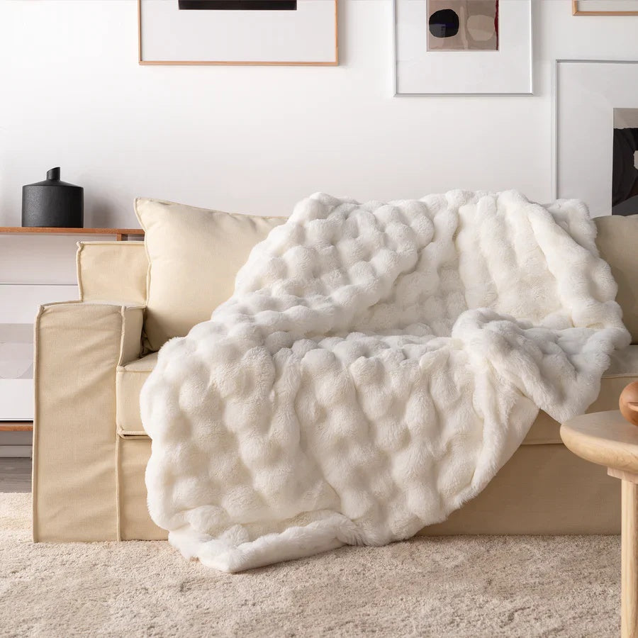 Plush Comfort Blanket for Relaxation & Travel