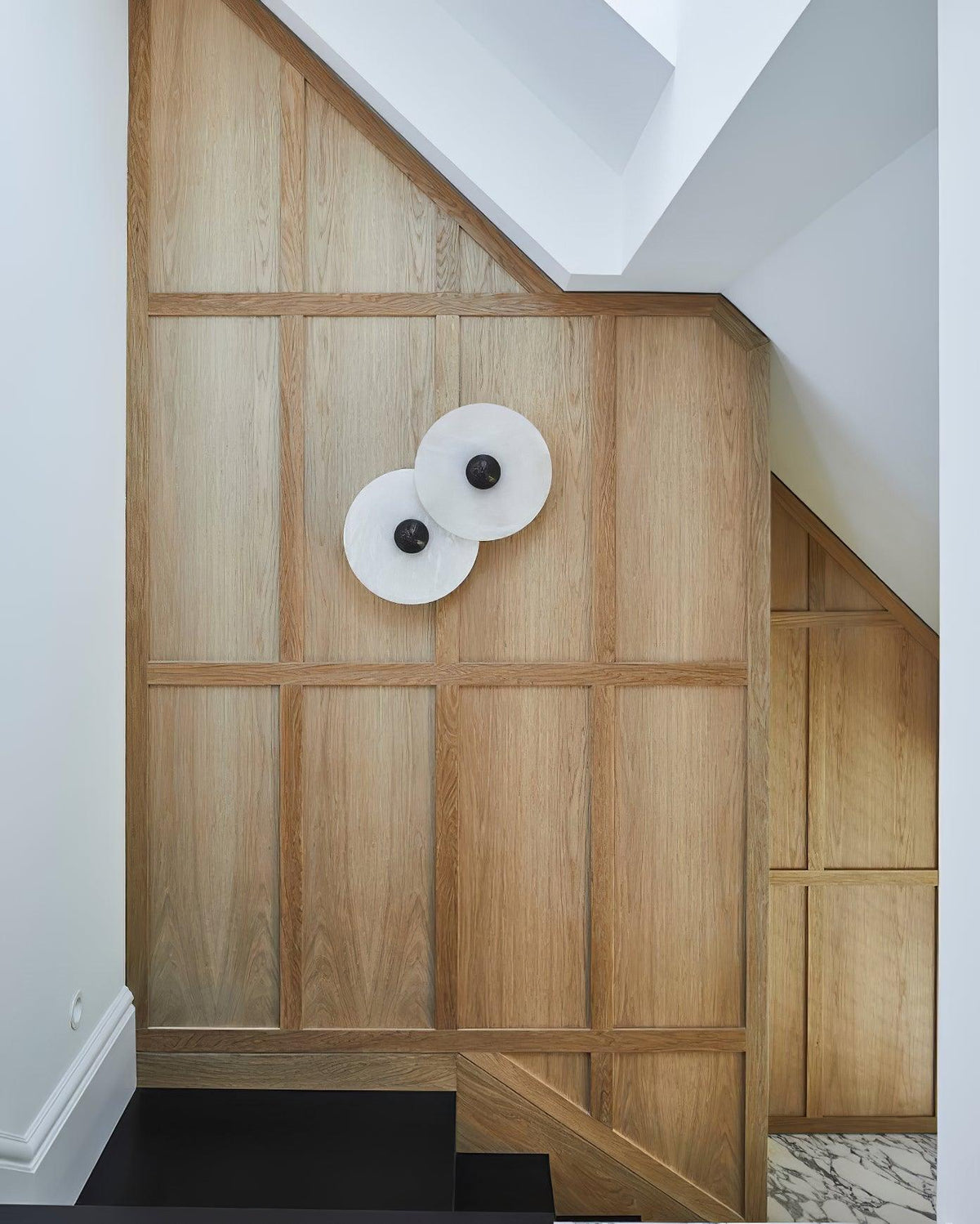 Decorative Round LED Flush Mount Wall Light Fixture