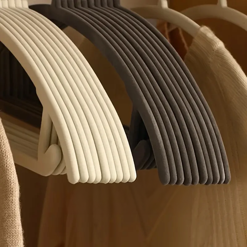 Slim Non Slip Clothes Hangers Space Efficient Closet Storage
