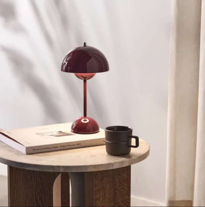 Modern Touch Table Lamp USB Powered Lamp with Adjustable Brightness