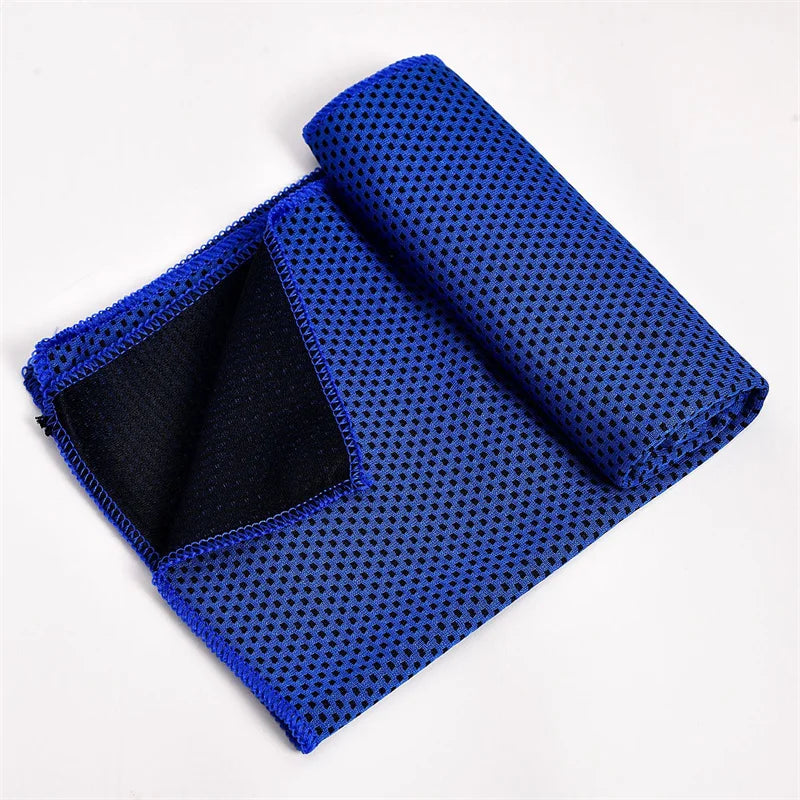 Cooling Sports Towel with Polka Dot Pattern for Fitness & Outdoor Activities