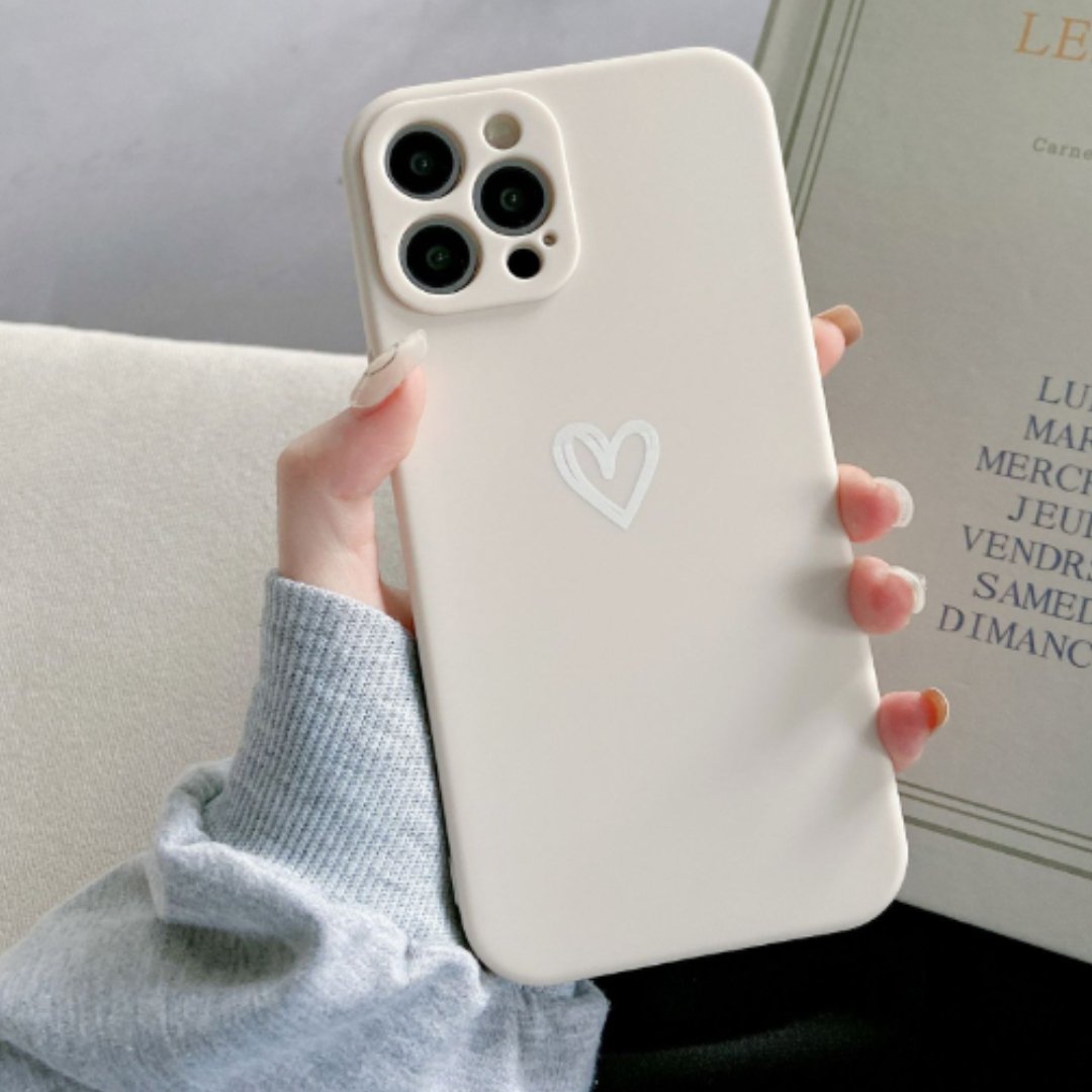 Stylish Heart Phonecase Dirt‑Repellent Cover
