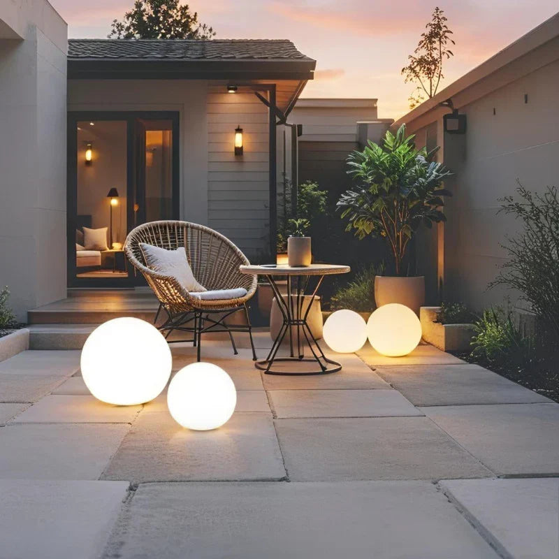 Spherical Garden Light Colour‑Changing LED