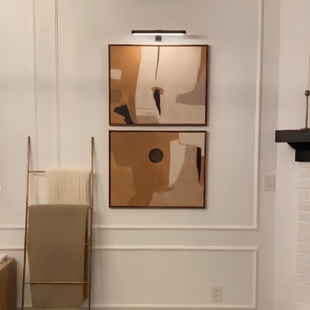 Gallery‑Style Wall Lamp