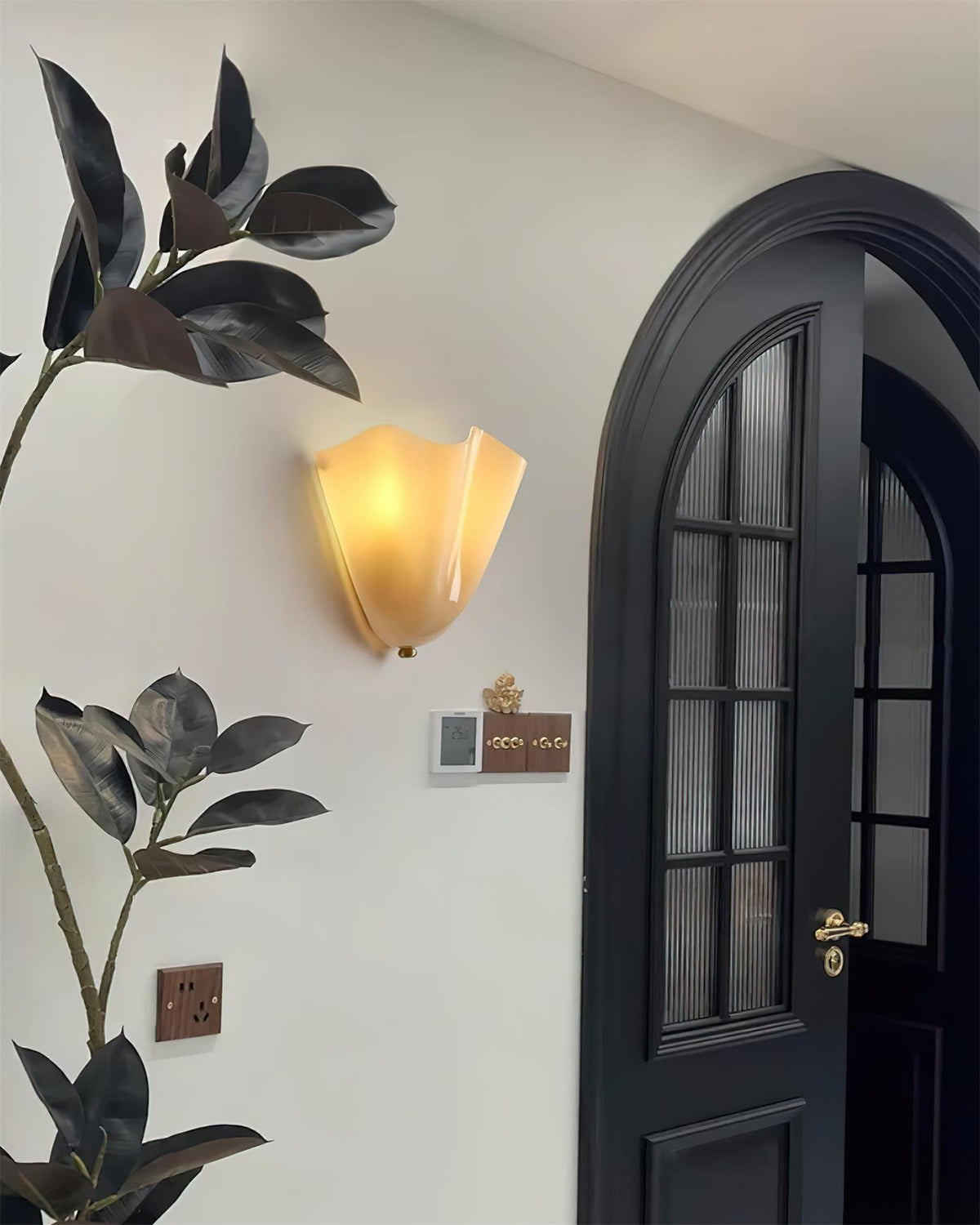 Decorative Wall Light Sculptural Decorative Lighting for Modern Interiors