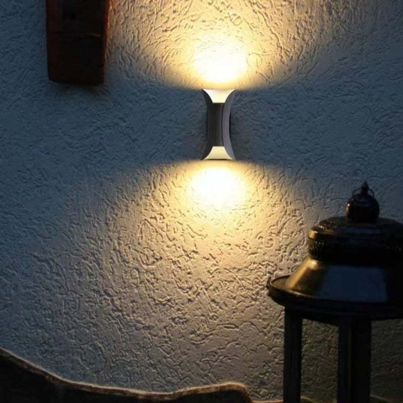 Outdoor LED Wall Light Contemporary Wall Lamp for Exterior Use