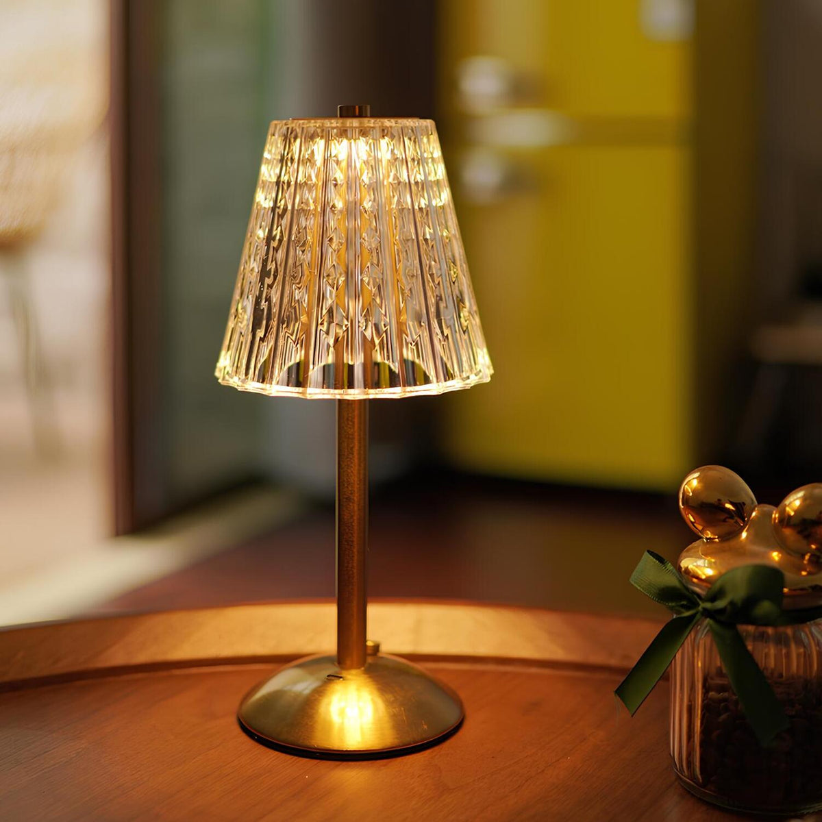 Contemporary Decorative Piece for Living Room & Office Spaces