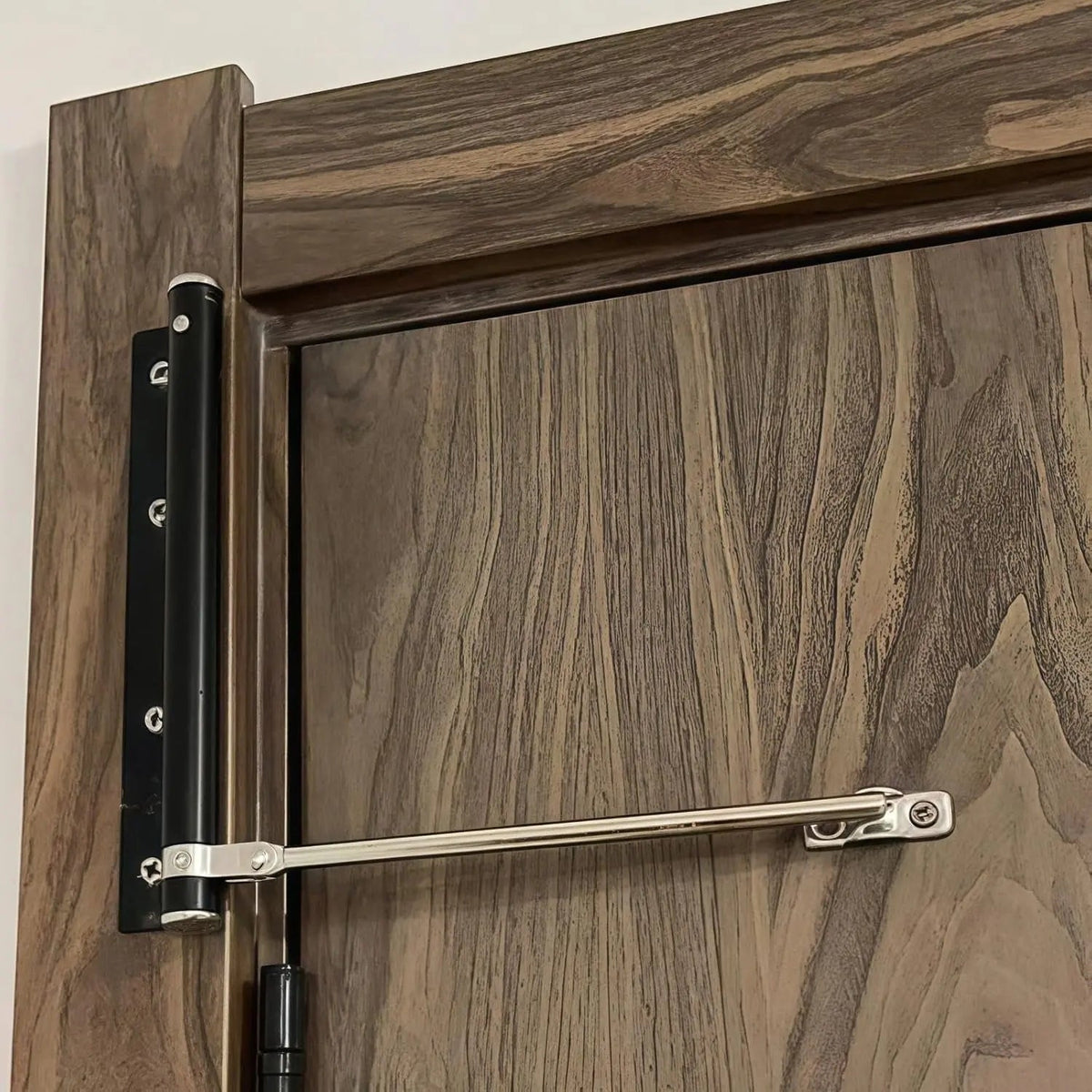 Automatic Door Closer with Adjustable Spring Tension and Quiet Closing Speed