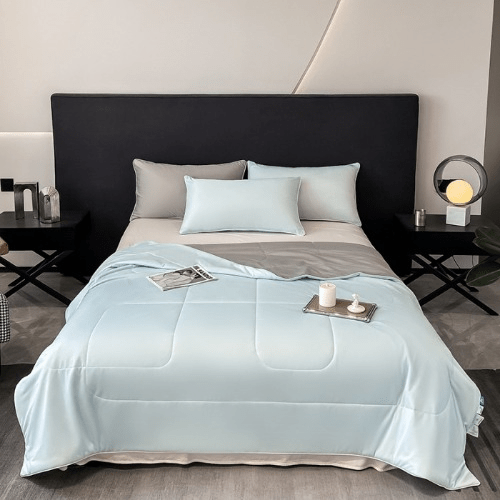 Breathable Cooling Comforter for Summer with Reversible Quilted Design and Lightweight Fabric