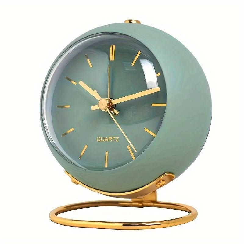Buzzley – Retro Analog Alarm Clock with Silent Movement