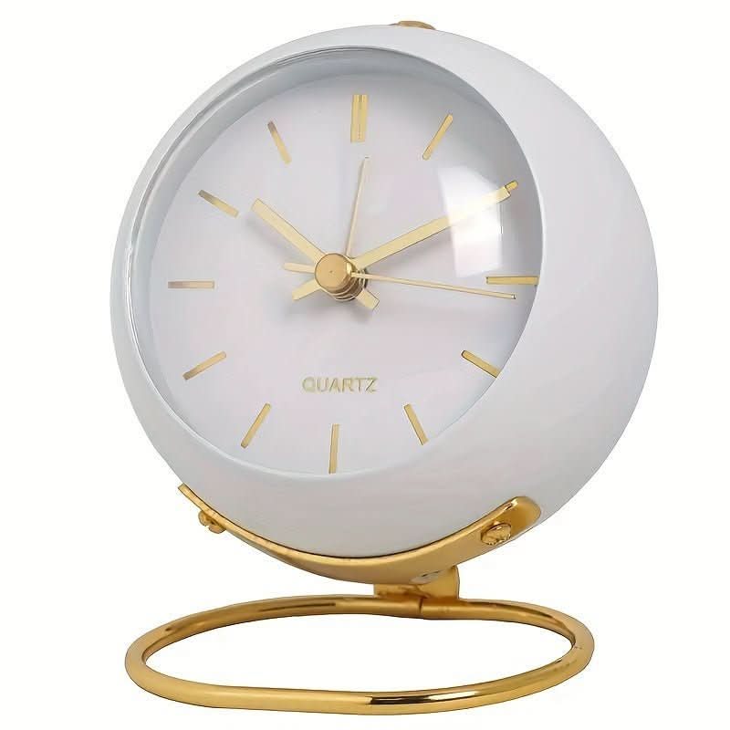 Buzzley – Retro Analog Alarm Clock with Silent Movement