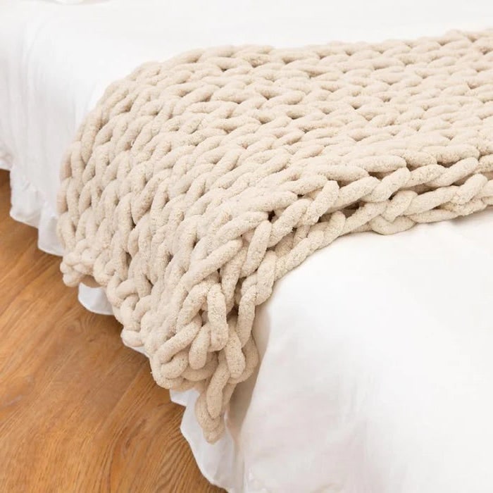 Chunky Knit Throw Blanket with Cozy Chenille Yarn and Oversized Loop Stitches Faux Fur