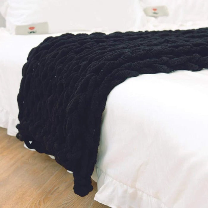 Chunky Knit Throw Blanket with Cozy Chenille Yarn and Oversized Loop Stitches Faux Fur