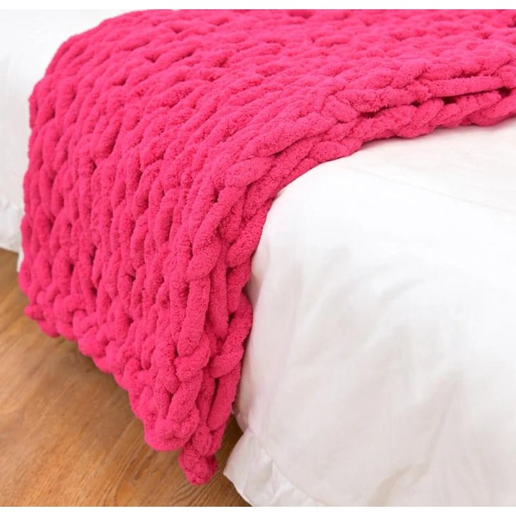 Chunky Knit Throw Blanket with Cozy Chenille Yarn and Oversized Loop Stitches Faux Fur