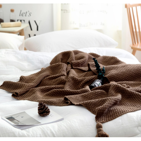 Chunky Knit Throw Blanket with Pom-Pom Tassels for Sofa