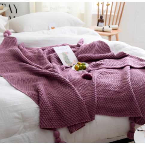 Chunky Knit Throw Blanket with Pom-Pom Tassels for Sofa