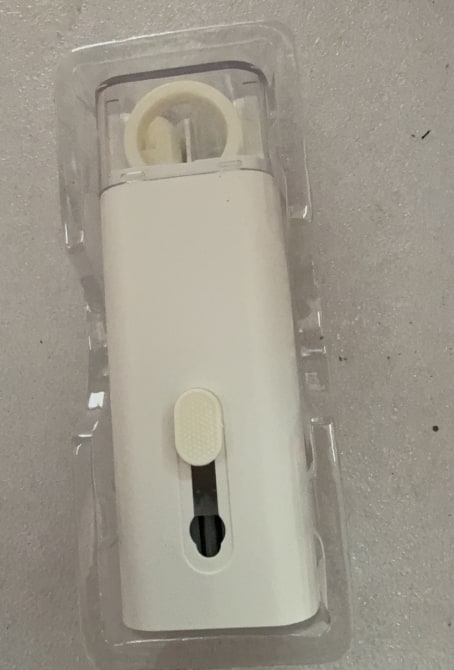 Computer Keyboard Cleaning Kit with Retractable Brush and Microfiber Cloth for Electronics