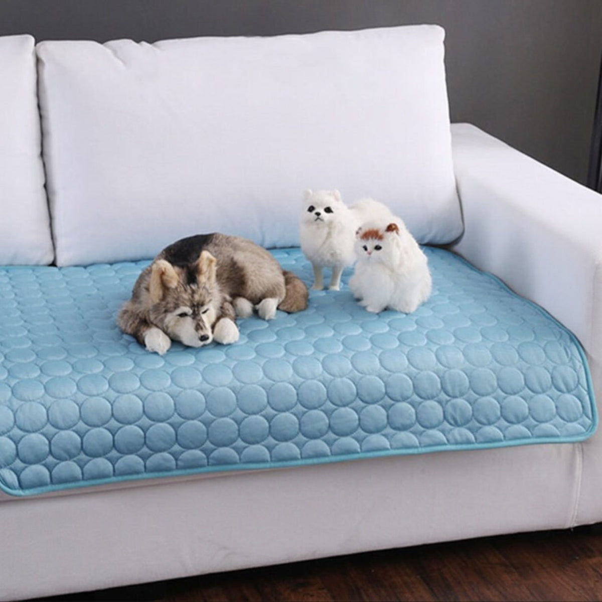 Portable Cooling Rest Mat for Dogs and Cats