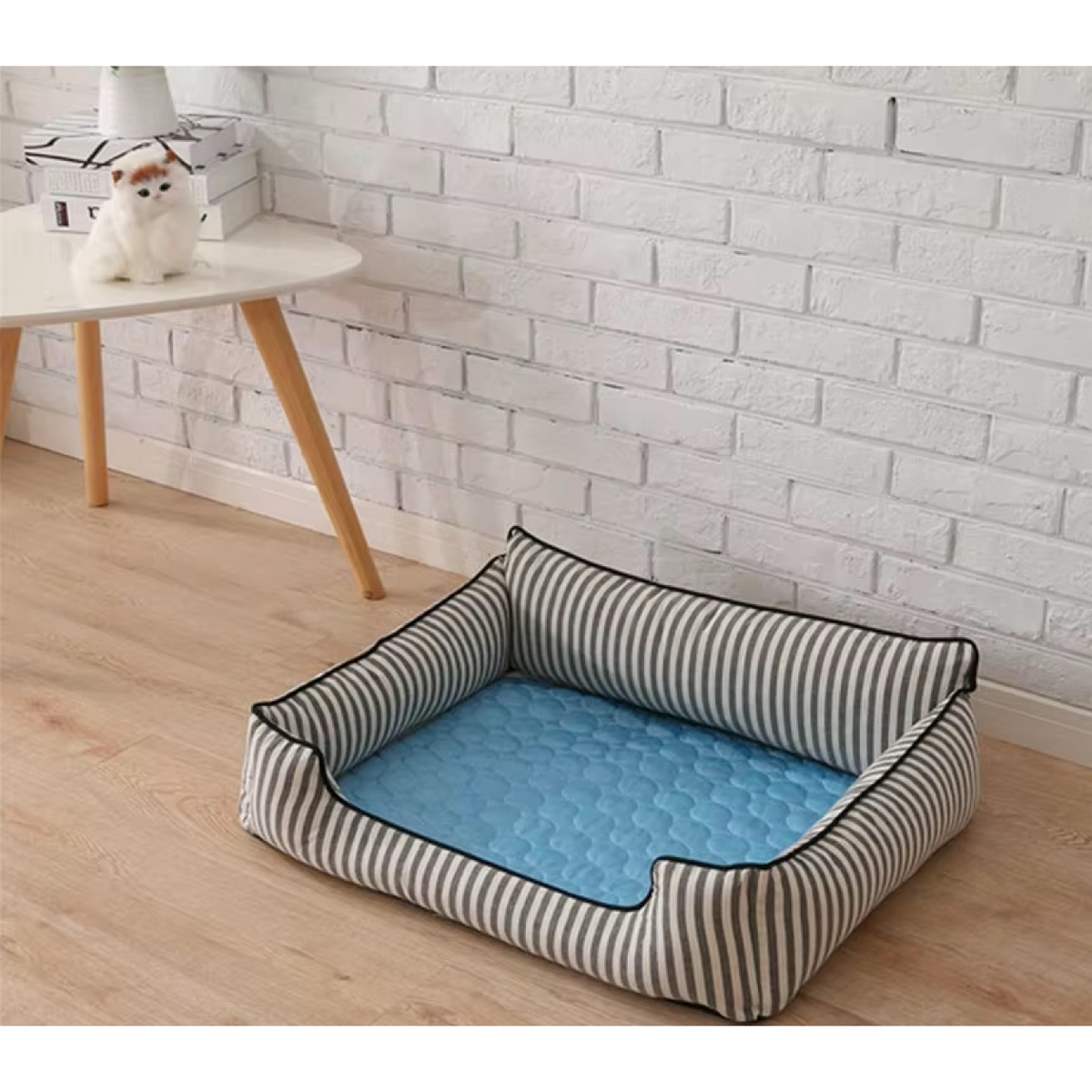Portable Cooling Rest Mat for Dogs and Cats