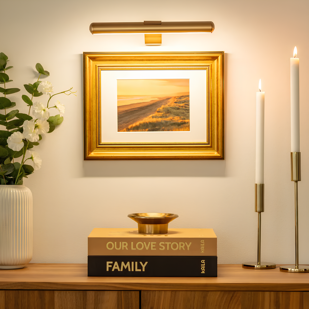 Gallery‑Style Wall Lamp