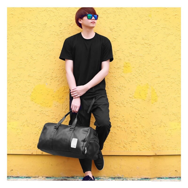 Duffle Bag for Gym and Workout with Faux Leather Shoulder Strap and Zippered Pockets
