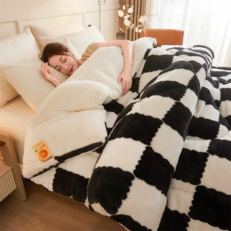 Cozy Quilts Weighted Blanket with Plaid Design