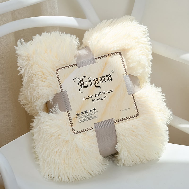 Faux Fur Throw Blanket with Soft Plush Long Pile Shaggy Texture for Cozy Bedding