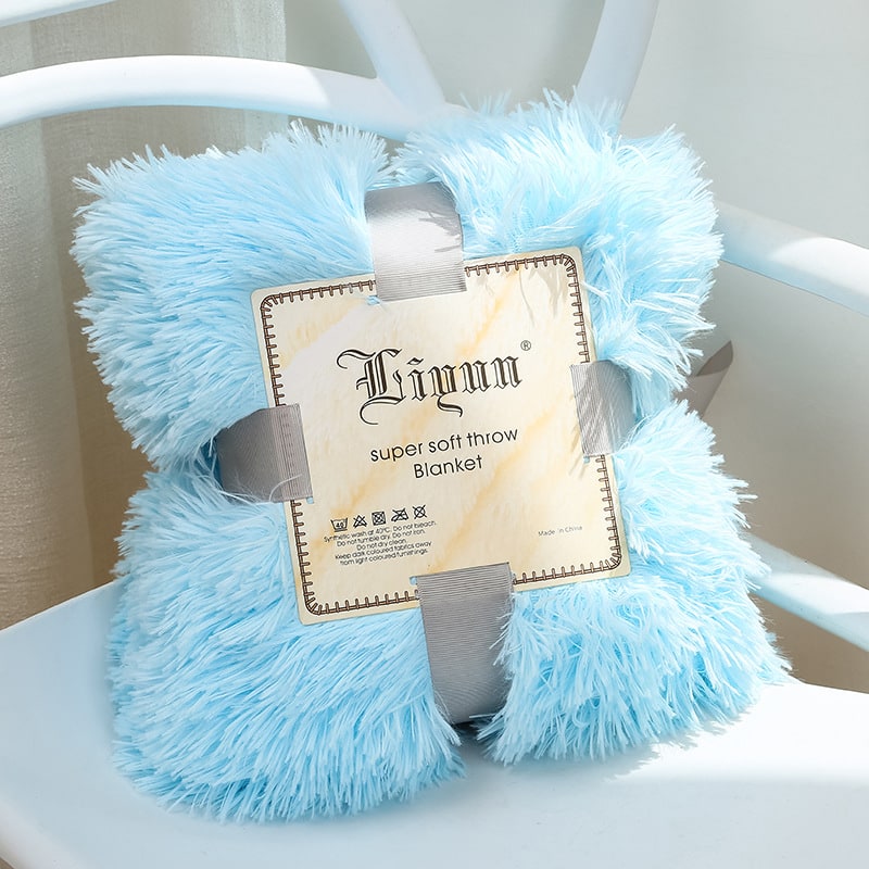 Faux Fur Throw Blanket with Soft Plush Long Pile Shaggy Texture for Cozy Bedding